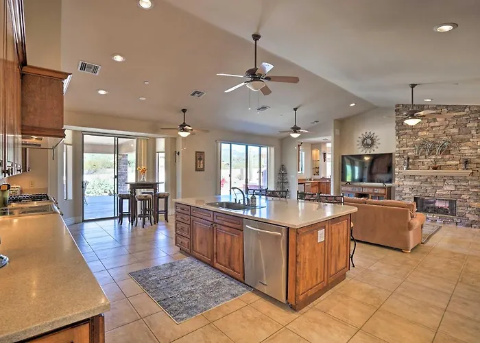Holiday home Outdoor Oasis! Group-friendly Retreat Cave Creek