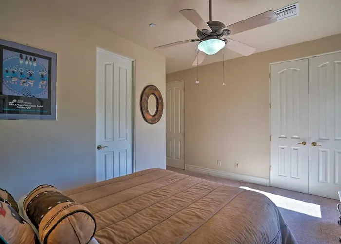 Holiday home Outdoor Oasis! Group-friendly Retreat *