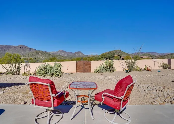 Outdoor Oasis! Group-friendly Retreat