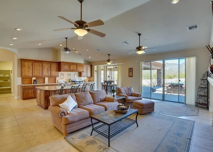 Holiday home Outdoor Oasis! Group-friendly Retreat Cave Creek